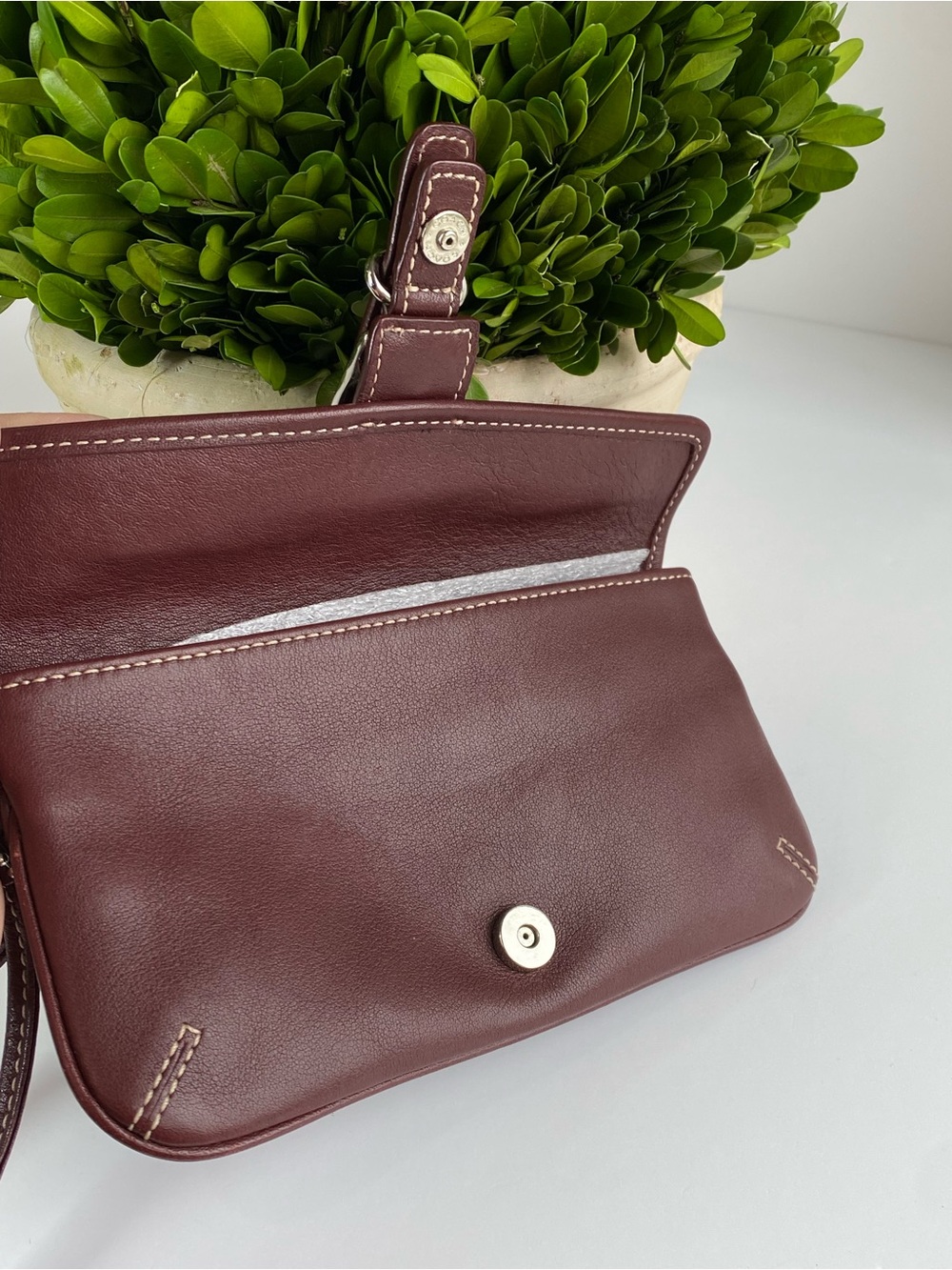 Coach Oxblood Hamilton Clutch Wristlet Wallet - Picture 9 of 14
